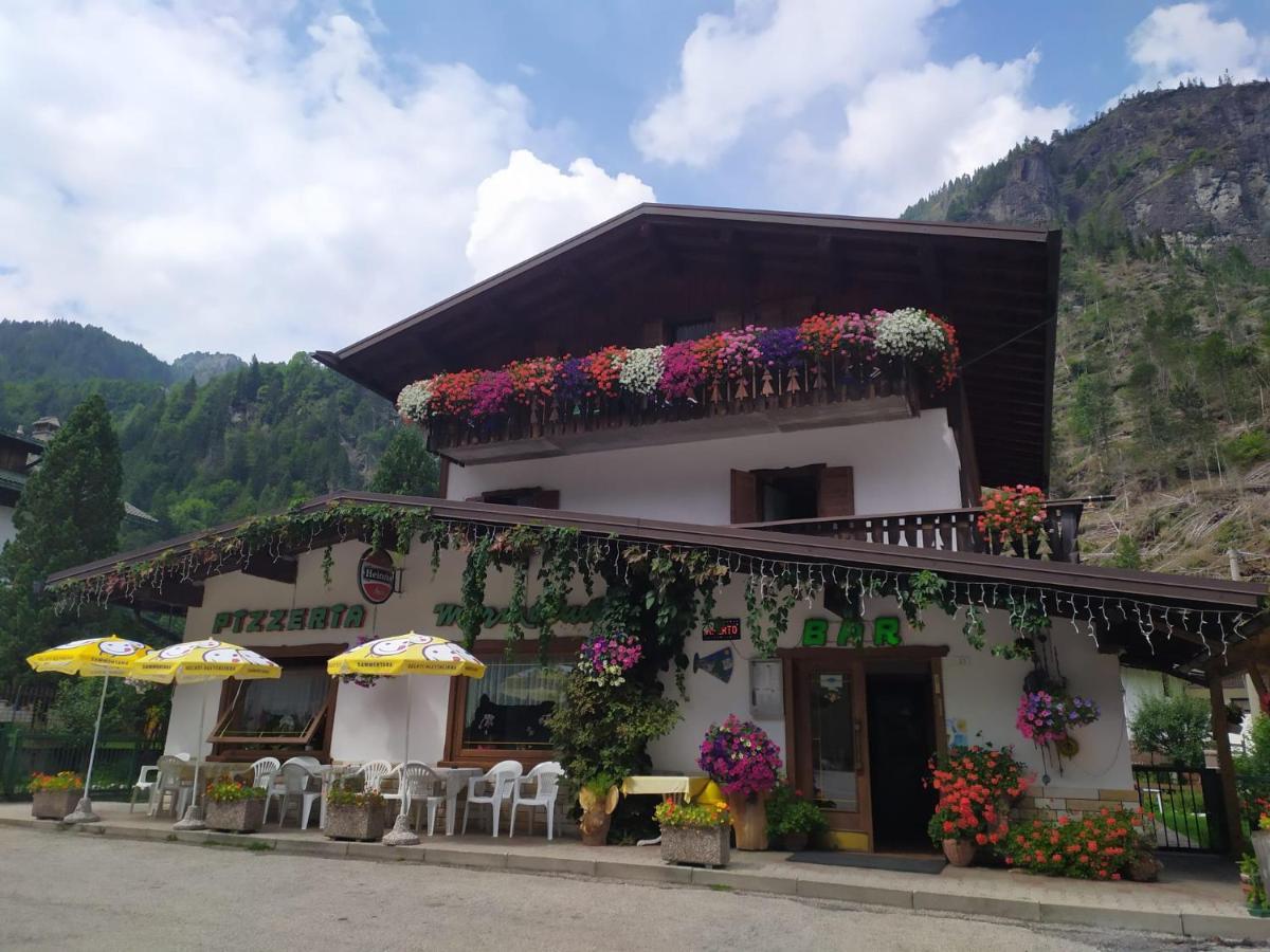 Pizzeria Marmolada Camere Sottoguda Extérieur photo